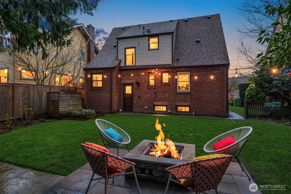 Photo of 2743 37th Avenue SW, Seattle, WA 98126 (MLS # 2493703)