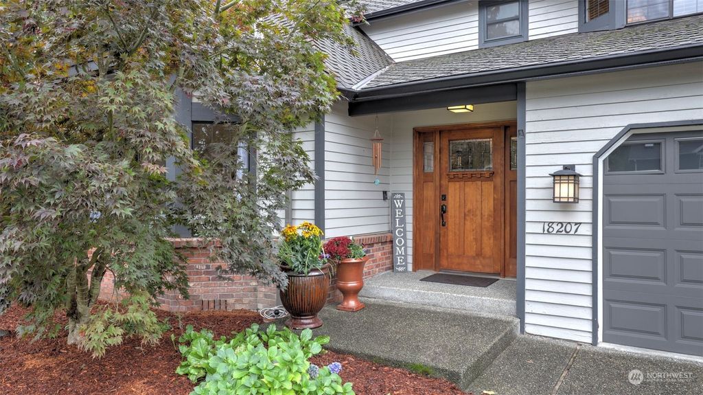 Photo of 18207 141st Avenue SE, Renton, WA 98058 (MLS # 2294736)