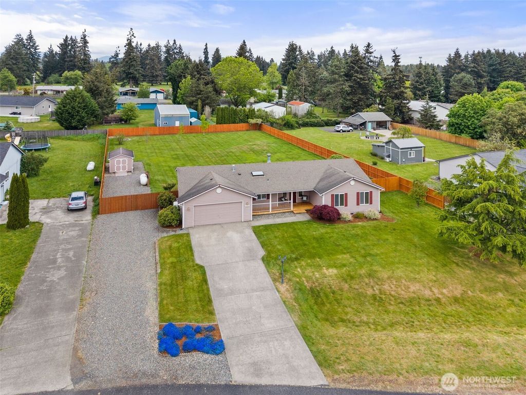 Photo of 9024 Applegate Loop SW, Rochester, WA 98579 (MLS # 2517329)