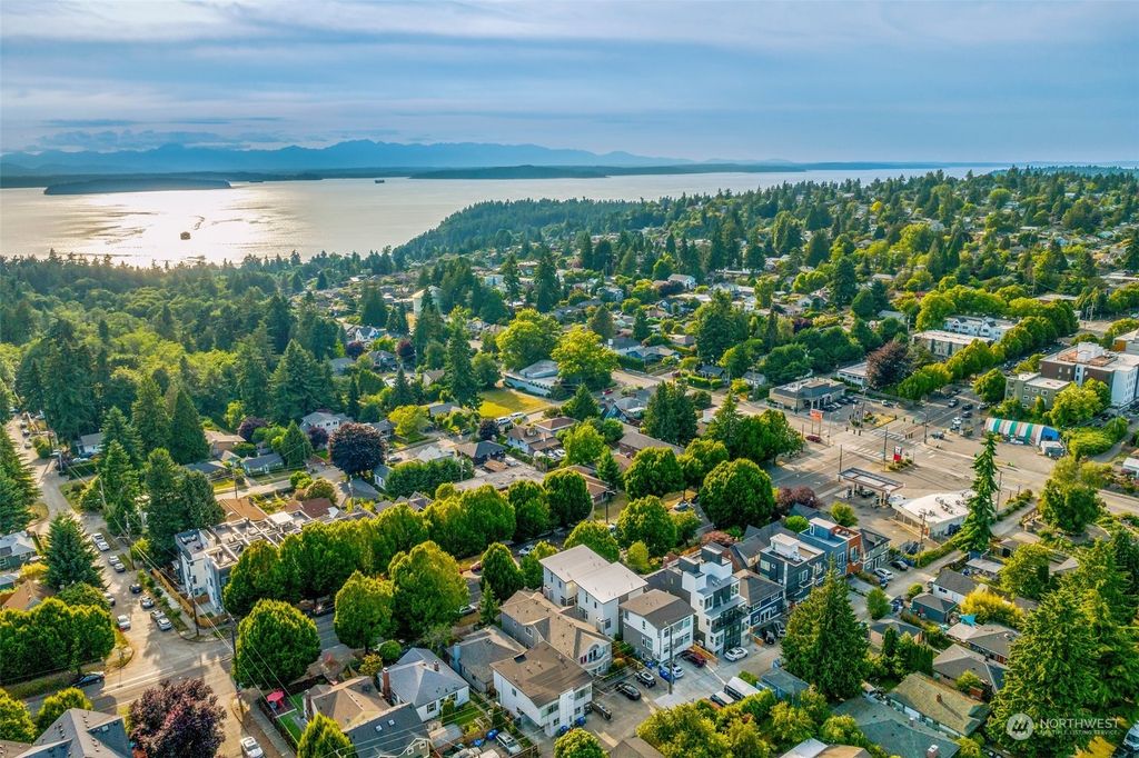Photo of 9236 35th Avenue SW, Seattle, WA 98126 (MLS # 2133049)