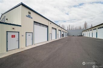 Photo of 1704 Carolina St ST #B-6, Bellingham, WA 98229 (MLS # 2590033)