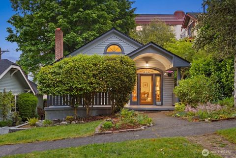 Photo of 818 N 10th Street, Tacoma, WA 98403 (MLS # 2525562)