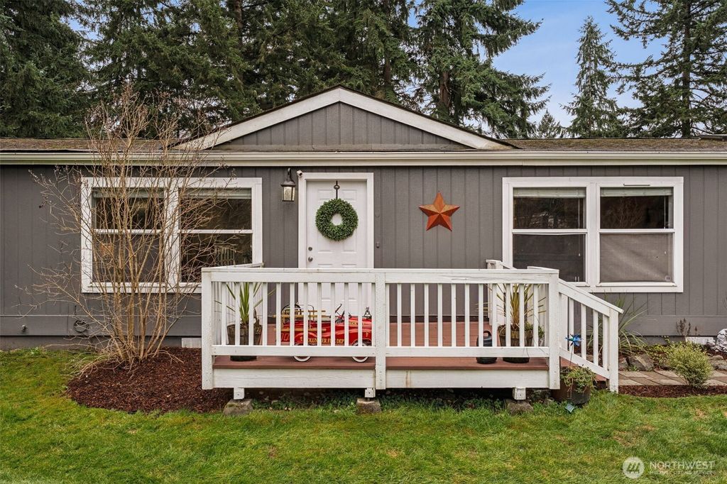 Photo of 15510 246th Street Ct E, Graham, WA 98338 (MLS # 2484359)