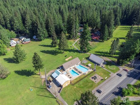 A home in Packwood