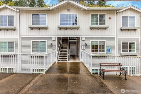 Photo of 715 Harrington Place SE #2140, Renton, WA 98058 (MLS # 2508280)