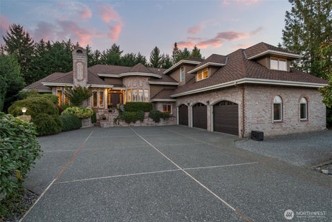 Photo of 19305 4th Place SW, Normandy Park, WA 98166 (MLS # 2579595)
