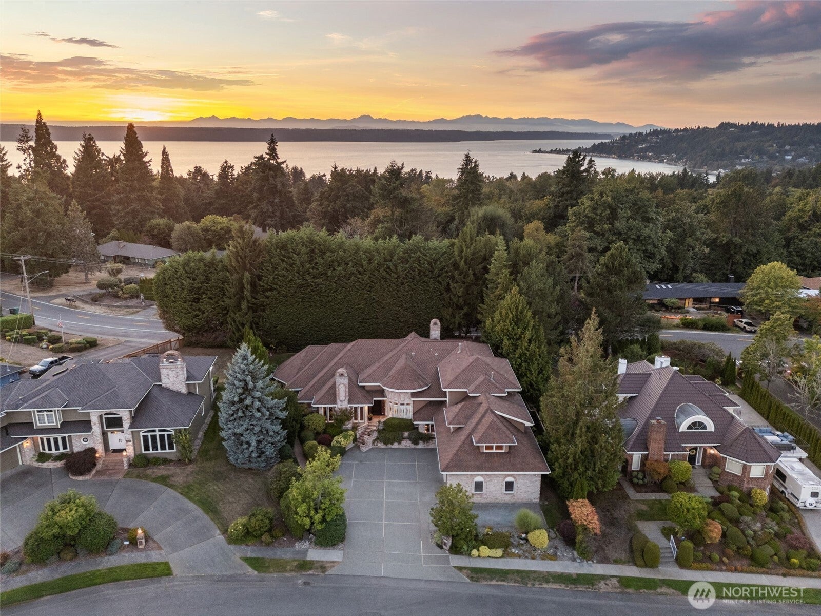 19305 4th Place SW