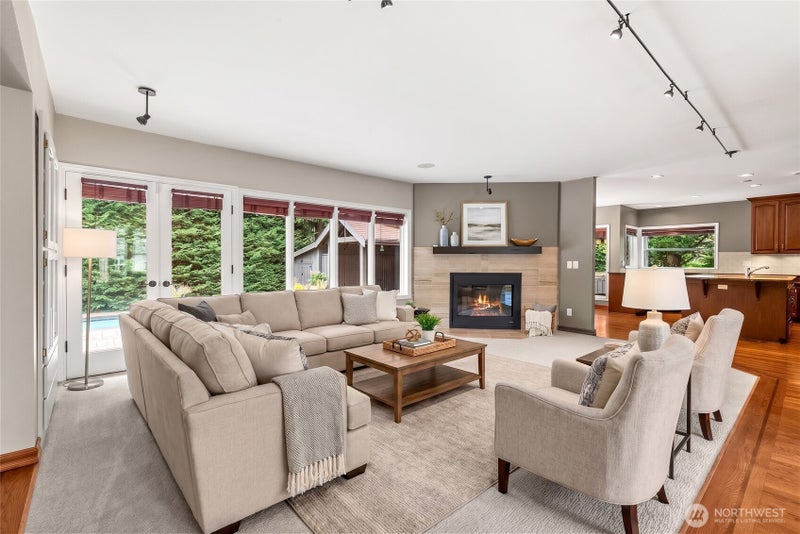 19305 4th Place SW