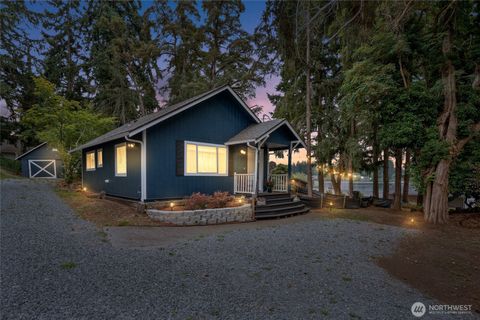 Photo of 718 160th Street S, Spanaway, WA 98387 (MLS # 2428608)
