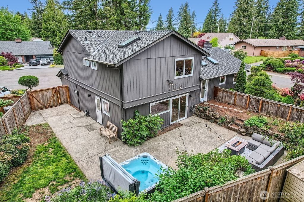 Photo of 16904 144th Avenue SE, Renton, WA 98058 (MLS # 2374797)