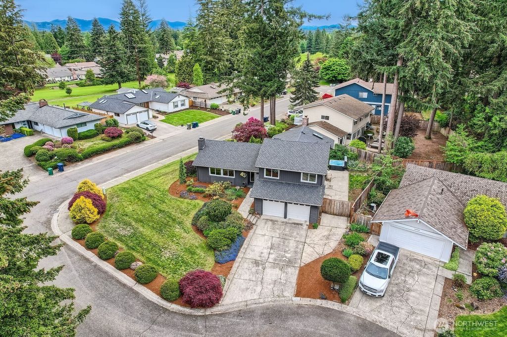 Photo of 16904 144th Avenue SE, Renton, WA 98058 (MLS # 2374797)