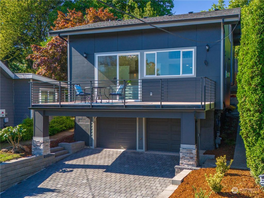 Photo of 311 Hardie Avenue NW, Renton, WA 98057 (MLS # 2170449)