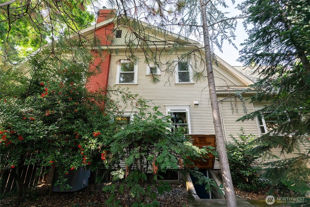 Photo of 705 Boyer Avenue, Walla Walla, WA 99362 (MLS # 2587965)