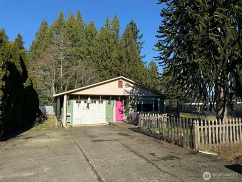 101 Edgewood Avenue Elma WA 98541