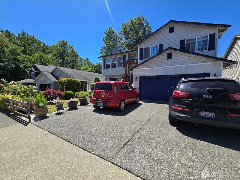 6608 79th Drive NE