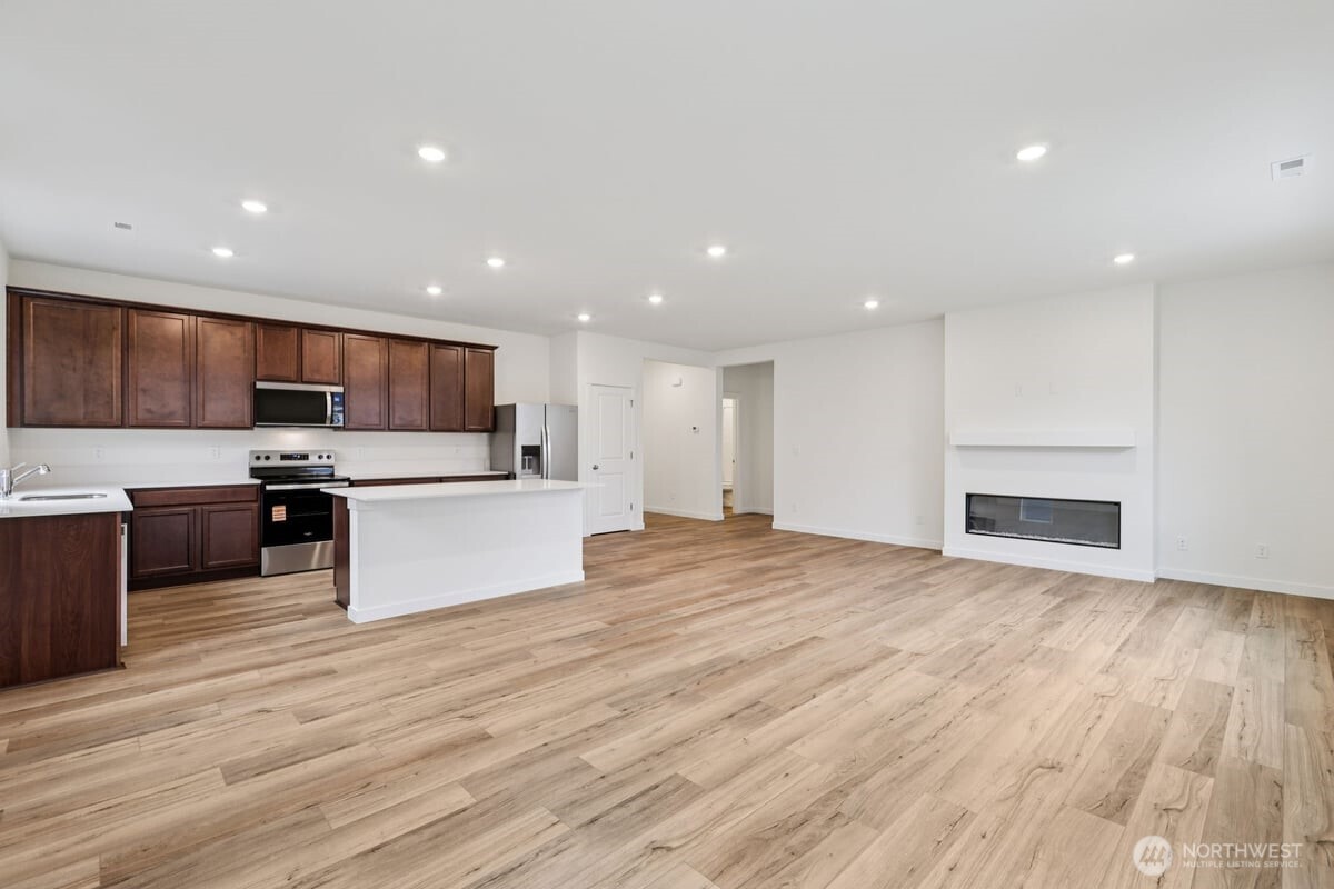 8741 52nd Place NE MC-014