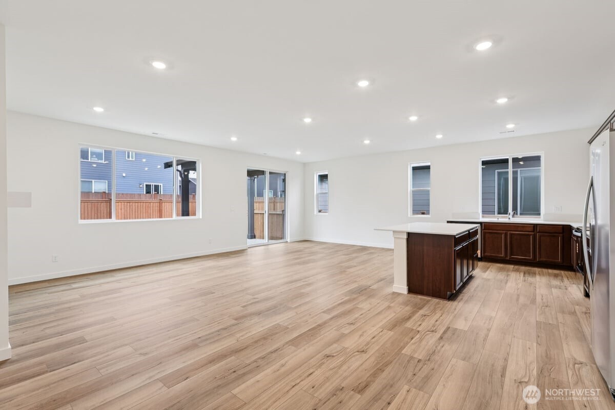 8741 52nd Place NE MC-014