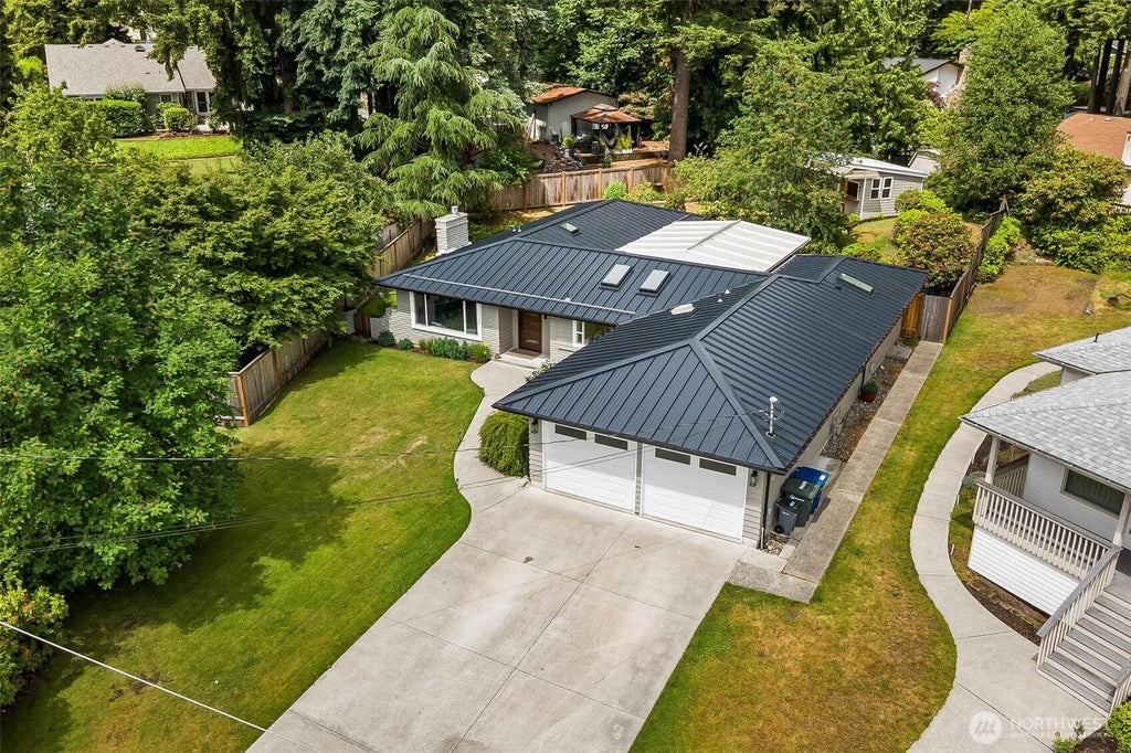 Photo of 17529 93rd Avenue NE, Bothell, WA 98011 (MLS # 2591055)