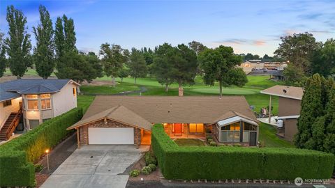 Photo of 1255 Fairway Drive, Moses Lake, WA 98837 (MLS # 2478104)