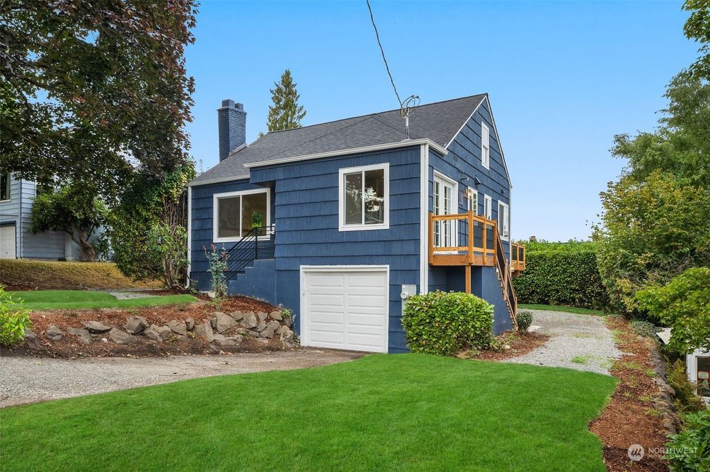 Photo of 7838 S 113th Street, Seattle, WA 98178 (MLS # 2278650)
