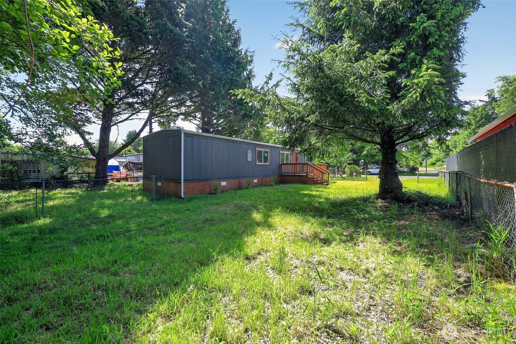 206 E Rain Street