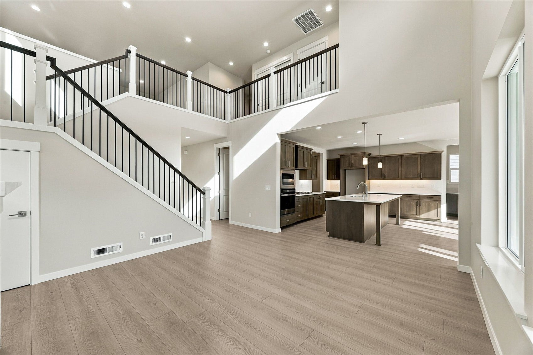 20410 150th Street E 579