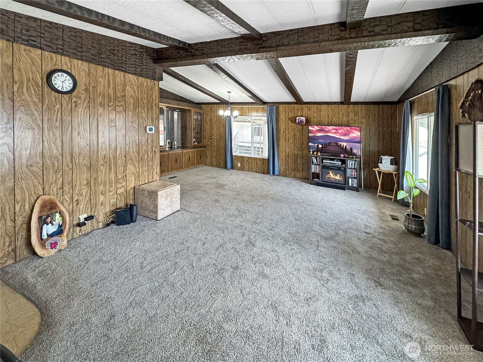 1385 Samuel Drive