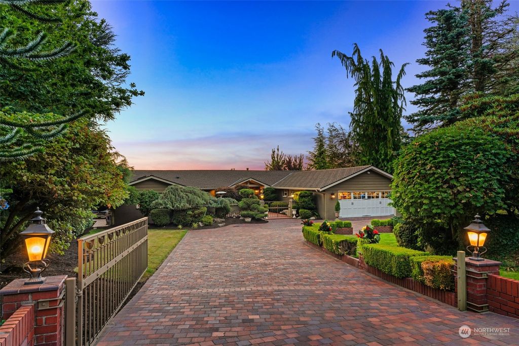 Photo of 8723 Talbot Road, Edmonds, WA 98026 (MLS # 2166408)
