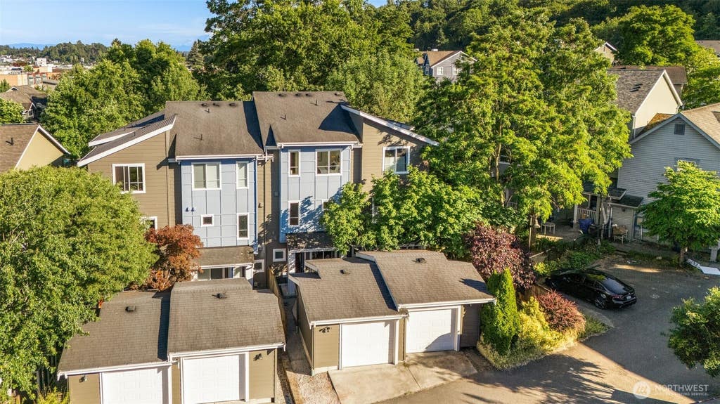 Photo of 2852 S Nevada Street, Seattle, WA 98108 (MLS # 2562318)
