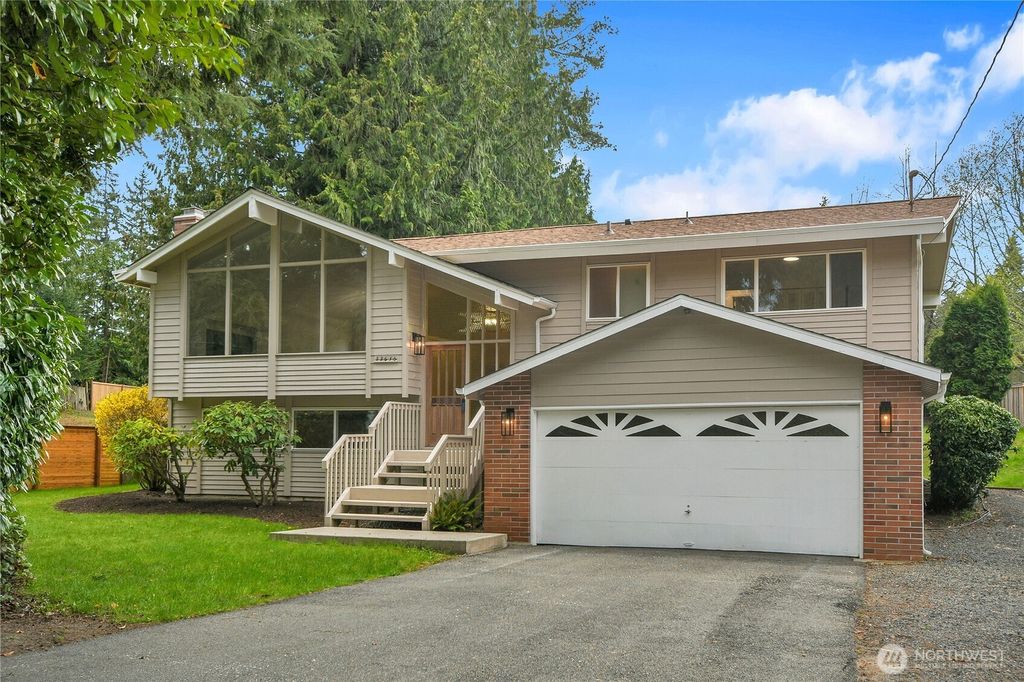 Photo of 22516 93rd Place W, Edmonds, WA 98020 (MLS # 2504528)