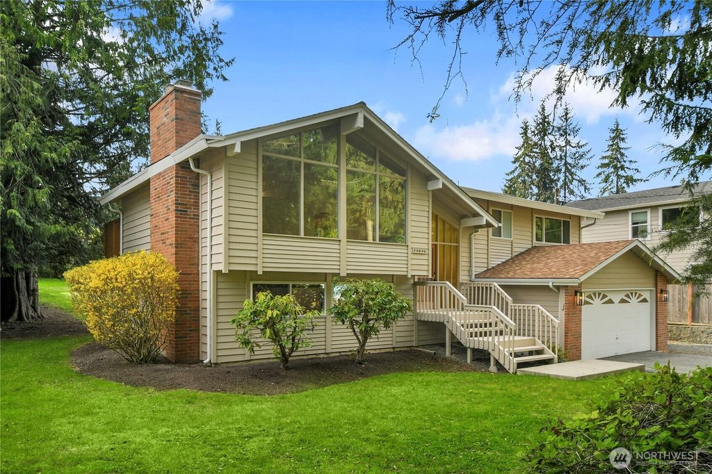 Photo of 22516 93rd Place W, Edmonds, WA 98020 (MLS # 2504528)