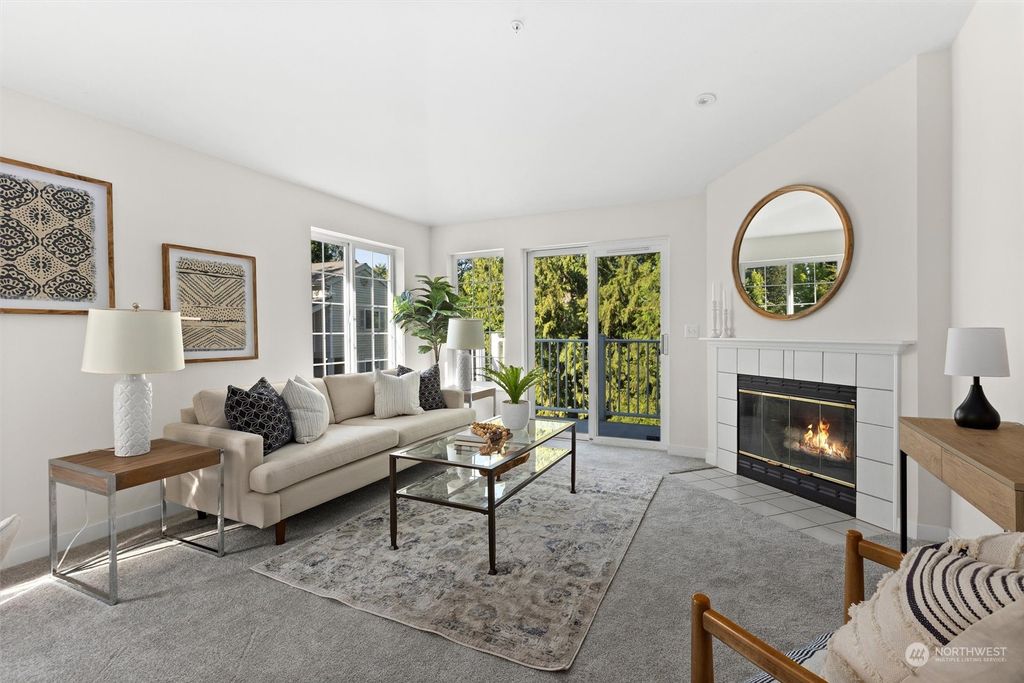 Photo of 1660 118th Avenue SE #D311, Bellevue, WA 98005 (MLS # 2143006)