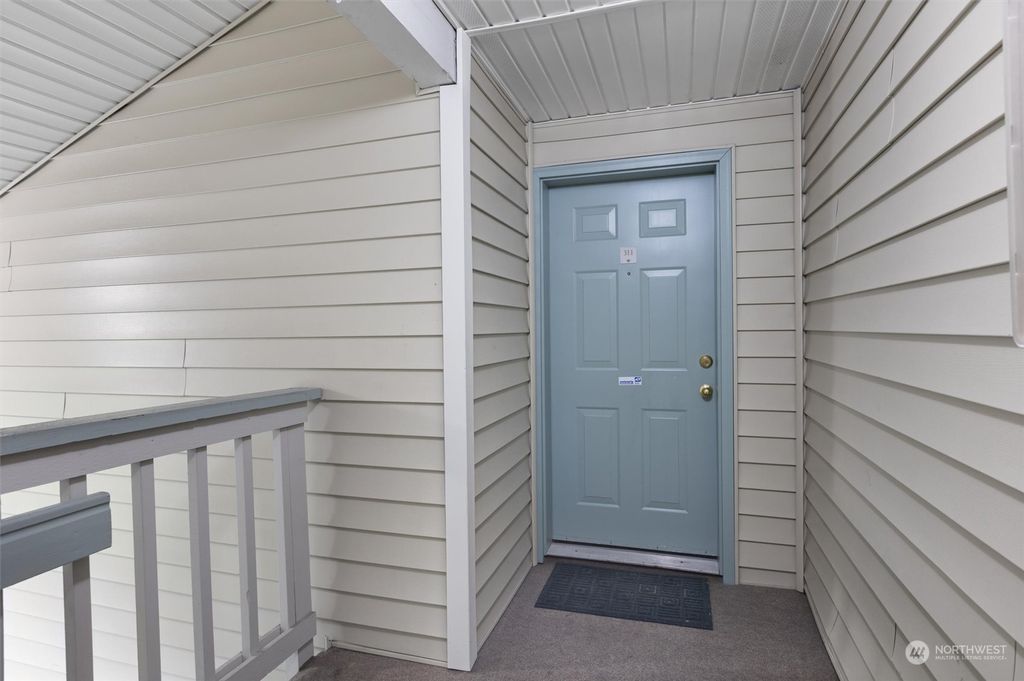 Photo of 1660 118th Avenue SE #D311, Bellevue, WA 98005 (MLS # 2143006)