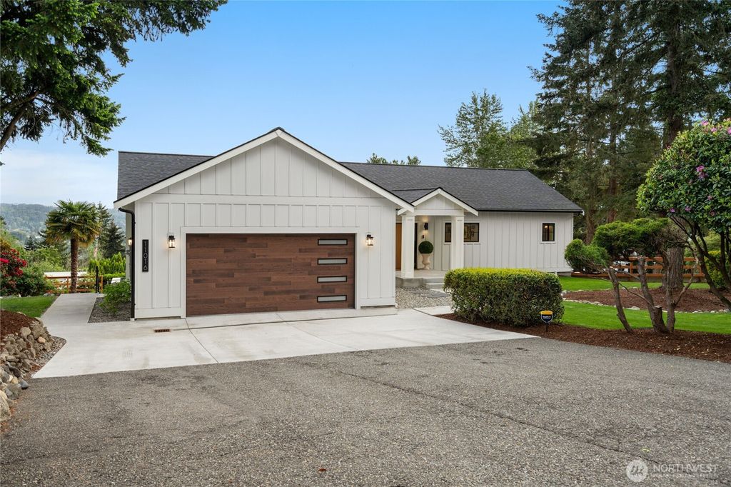 Photo of 11016 46th Street E, Edgewood, WA 98372 (MLS # 2520843)