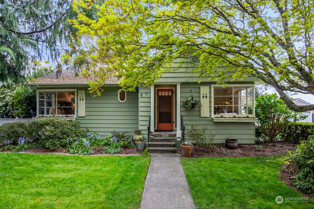 Photo of 4031 53rd Avenue SW, Seattle, WA 98116 (MLS # 2198414)
