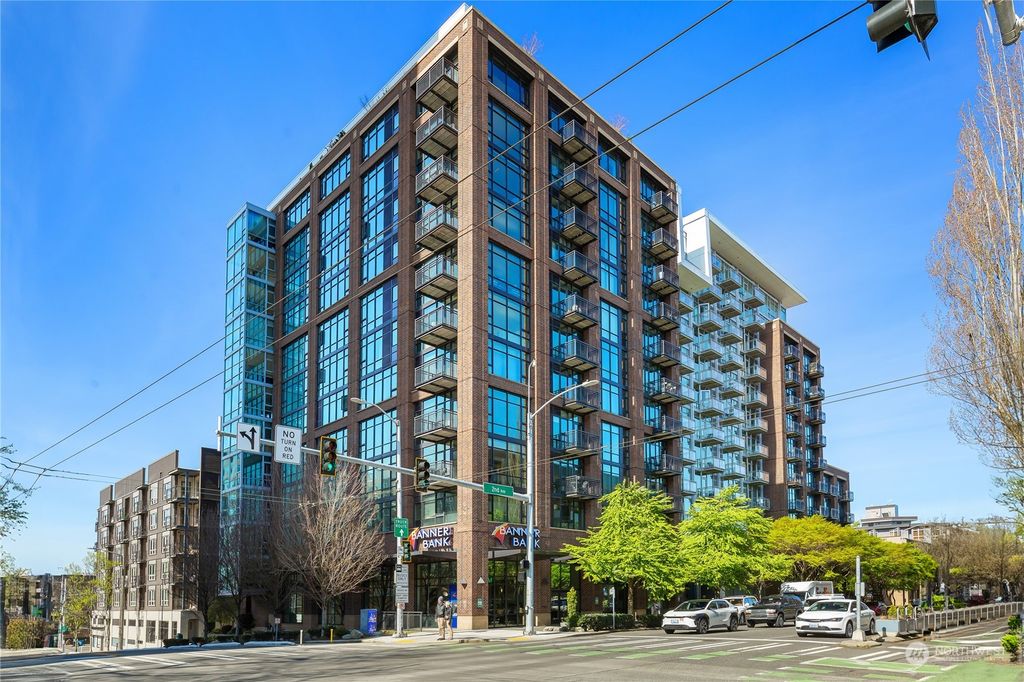 Photo of 2911 2nd Avenue #618, Seattle, WA 98121 (MLS # 2208821)