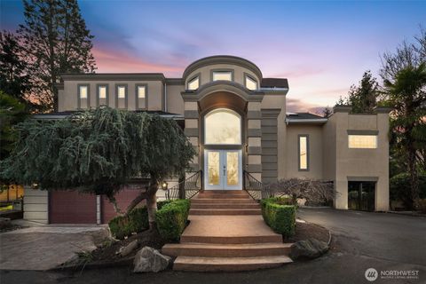 1545 3rd ST Kirkland WA 98033