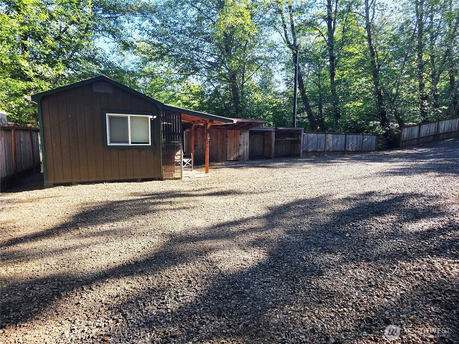 90 W Arrowhead Drive