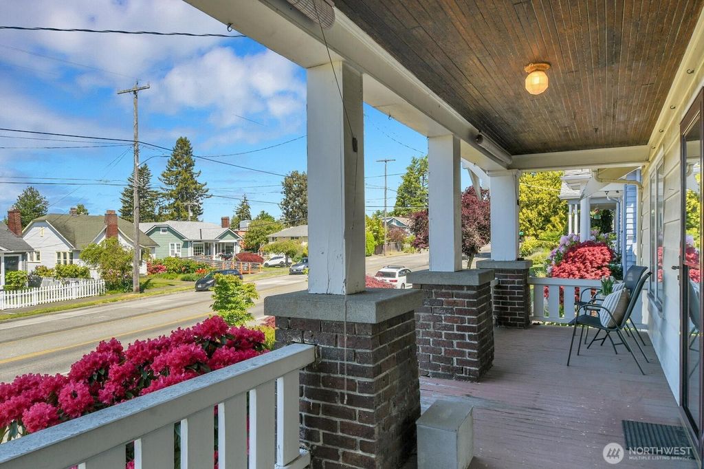 Photo of 6712 Fauntleroy Way SW, Seattle, WA 98136 (MLS # 2375160)