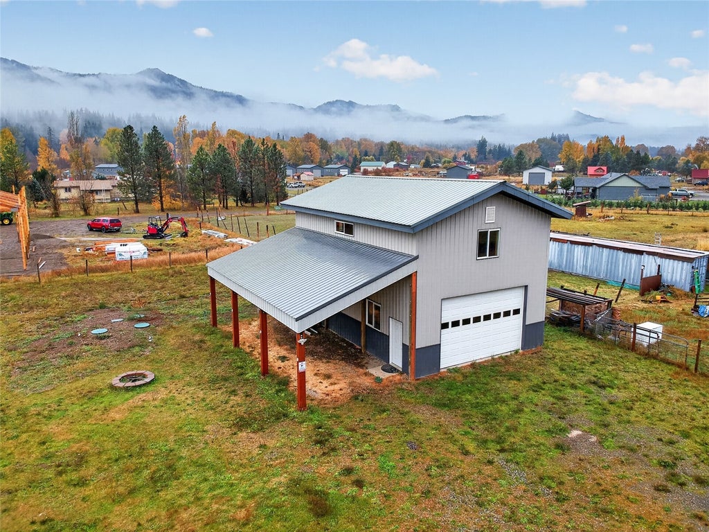 Photo of 551 Little Creek Road, Cle Elum, WA 98922 (MLS # 2598098)