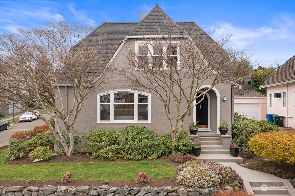 Photo of 1925 33rd Avenue S, Seattle, WA 98144 (MLS # 2047033)