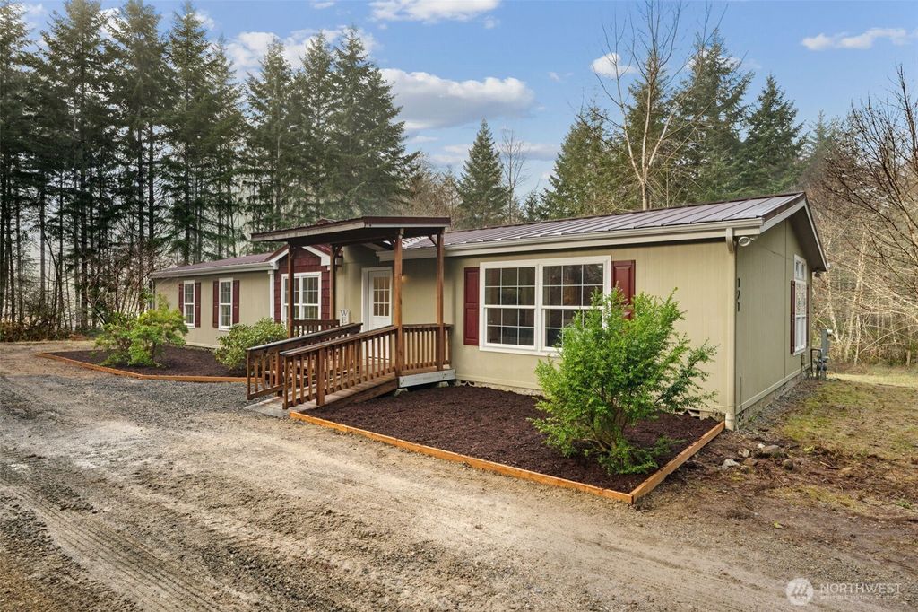 Photo of 121 E Adam Lane, Belfair, WA 98528 (MLS # 2470295)