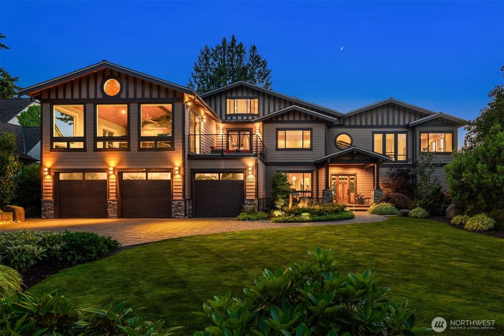 Photo of 9615 Fauntleroy Way SW, Seattle, WA 98136 (MLS # 2381999)