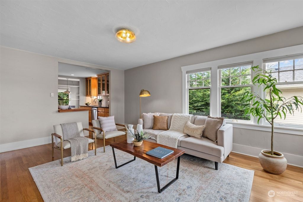 Photo of 4809 SW Findlay Street, Seattle, WA 98136 (MLS # 2130393)