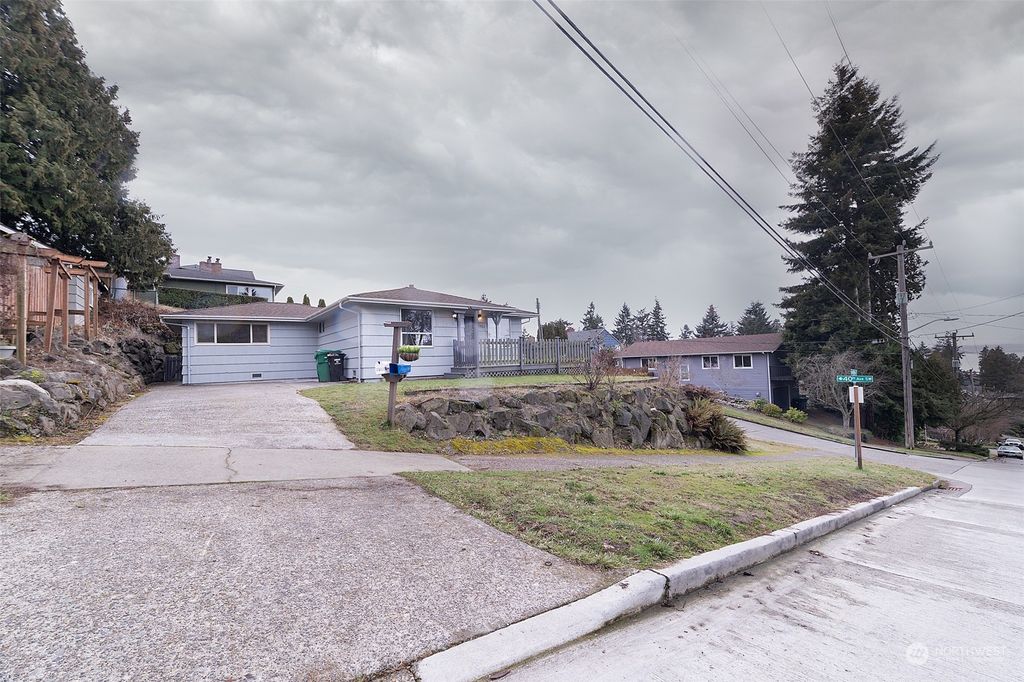 Photo of 3933 SW Othello Street, Seattle, WA 98136 (MLS # 2031447)