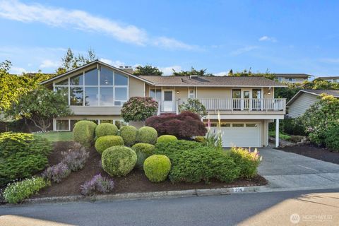 Photo of 235 174th Place NE, Bellevue, WA 98008 (MLS # 2531288)