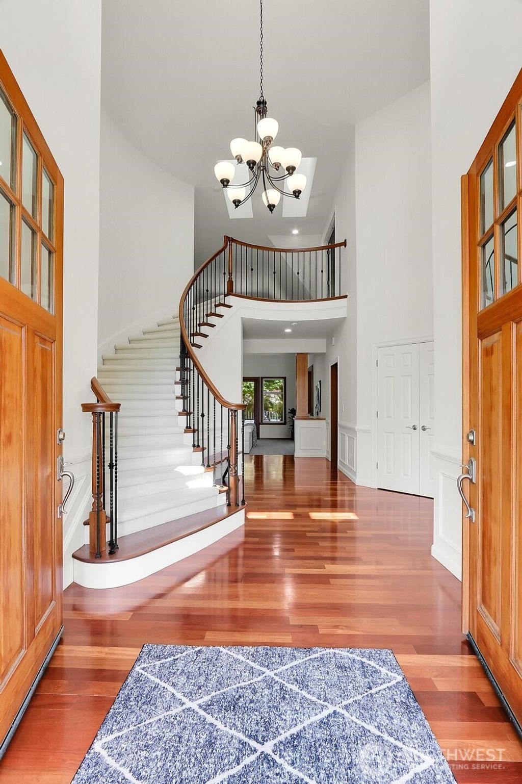 Photo of 9002 NE 152nd Place, Kenmore, WA 98028 (MLS # 2359380)