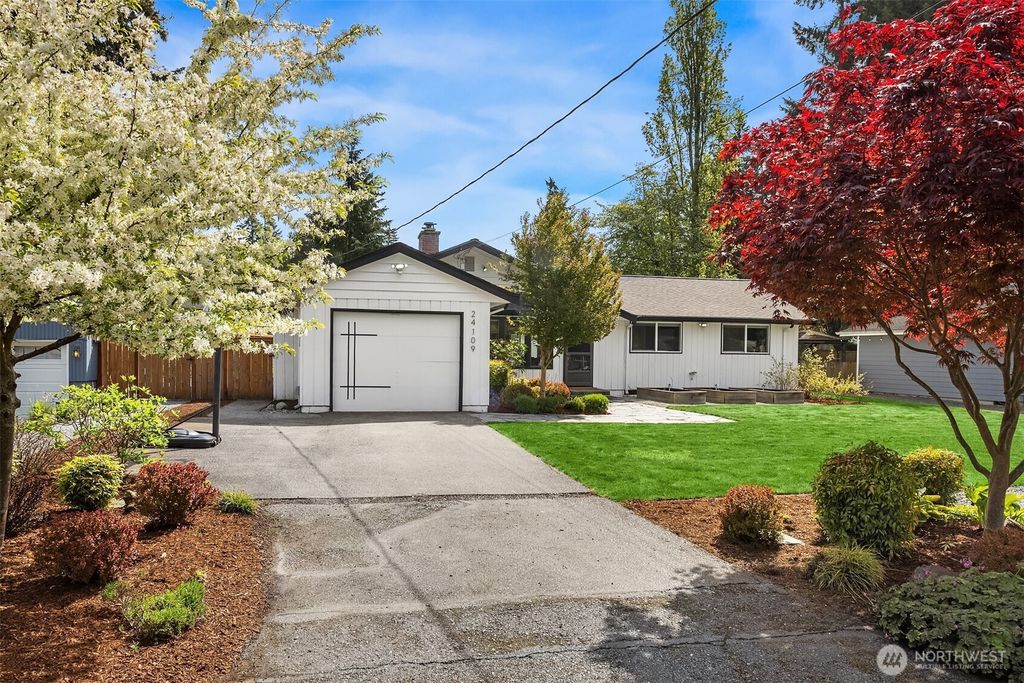 Photo of 24109 107th Place W, Edmonds, WA 98020 (MLS # 2518084)