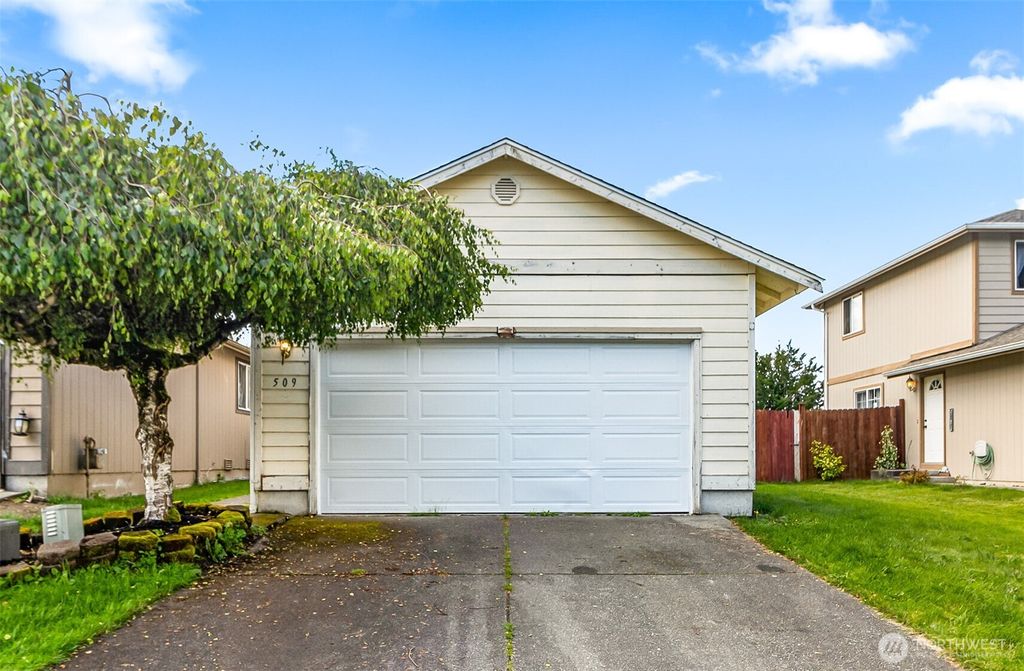 Photo of 509 7th Street #19, Sultan, WA 98294 (MLS # 2380087)