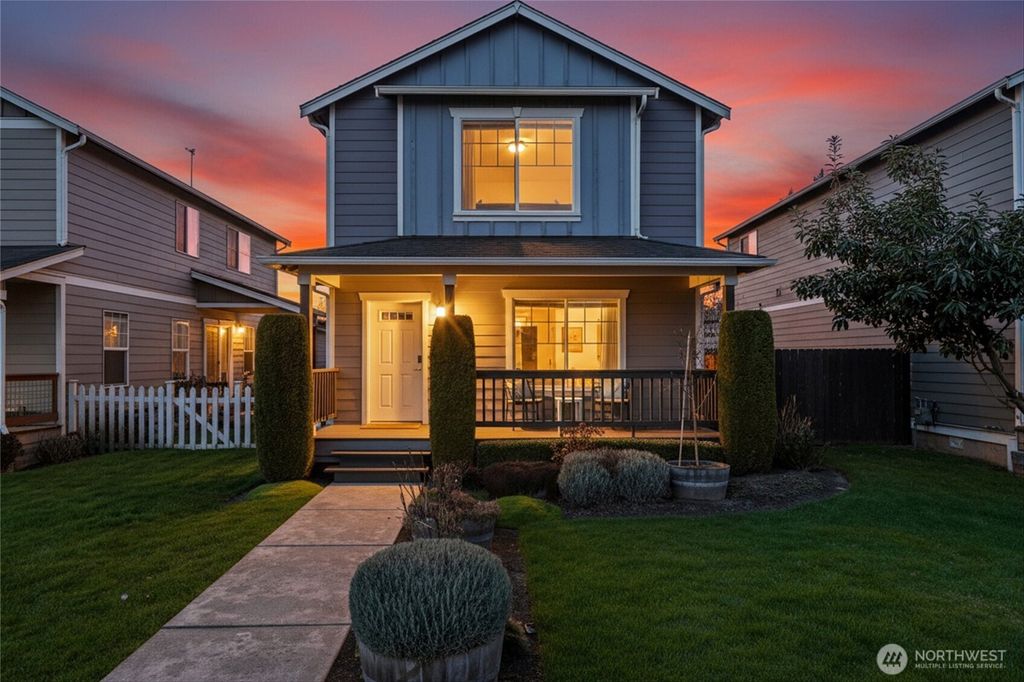 Photo of 2200 Greenview Circle #17, Lynden, WA 98264 (MLS # 2479092)